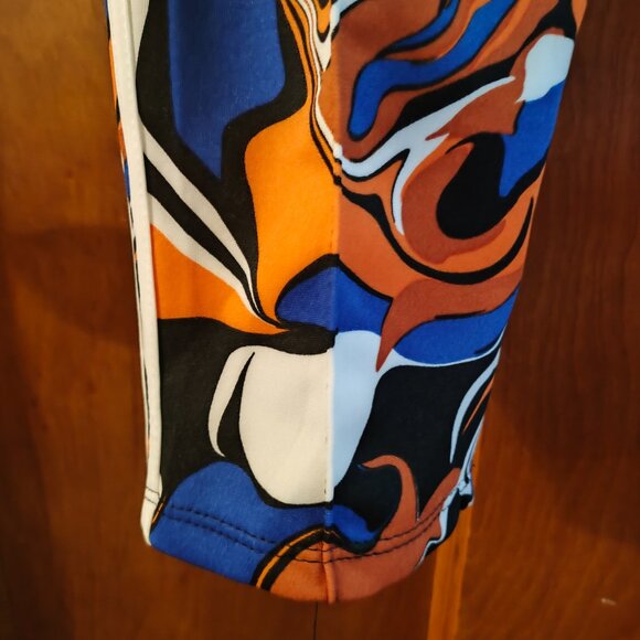 Multi colored track suit - Picture 12 of 12